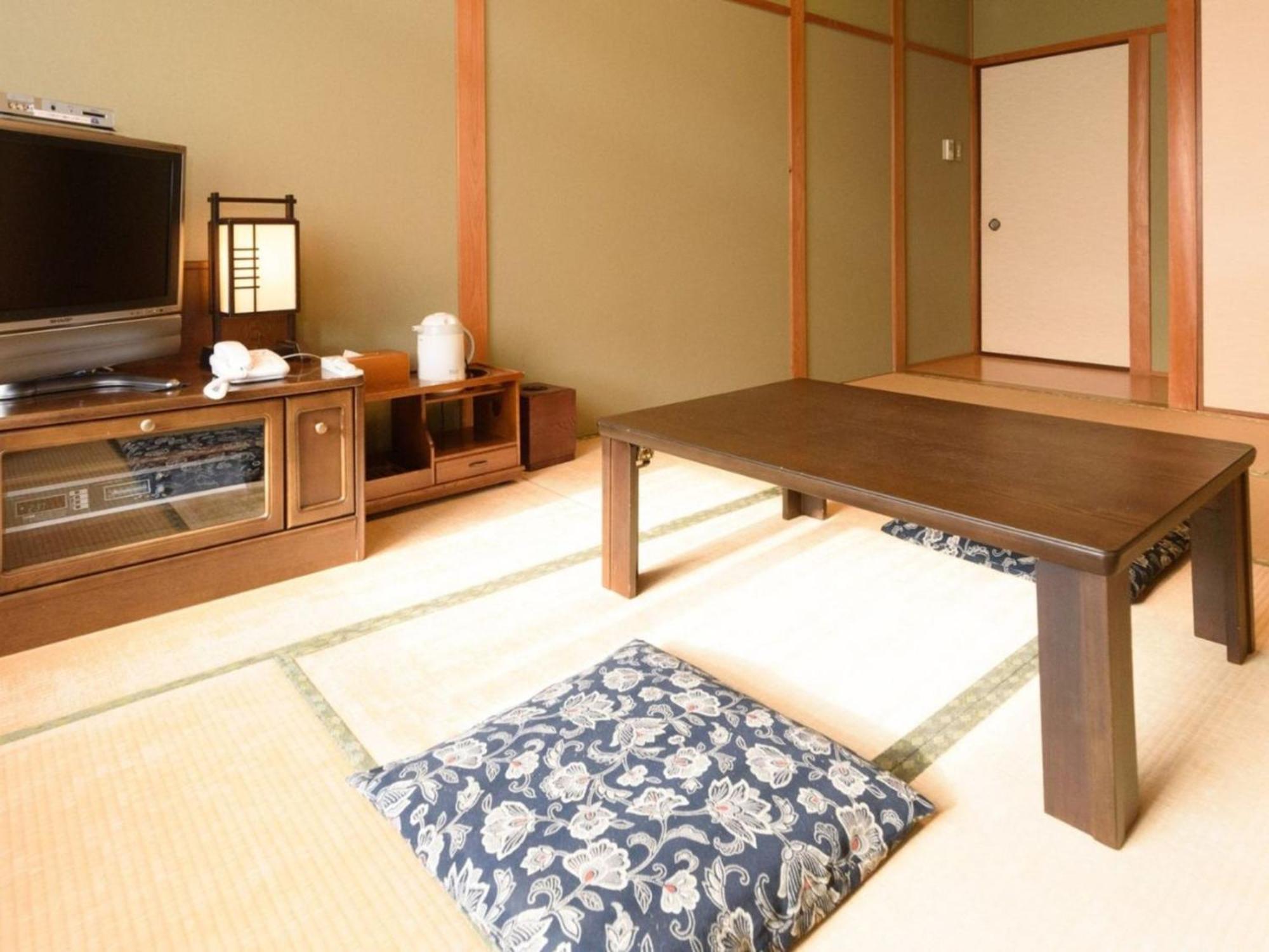 Business Hotel Kawakami Кумано Экстерьер фото