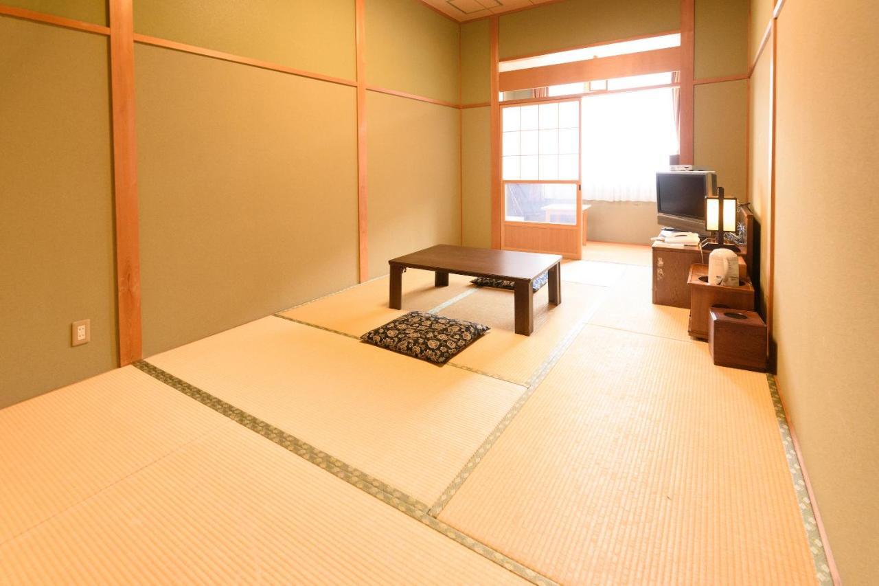 Business Hotel Kawakami Кумано Экстерьер фото
